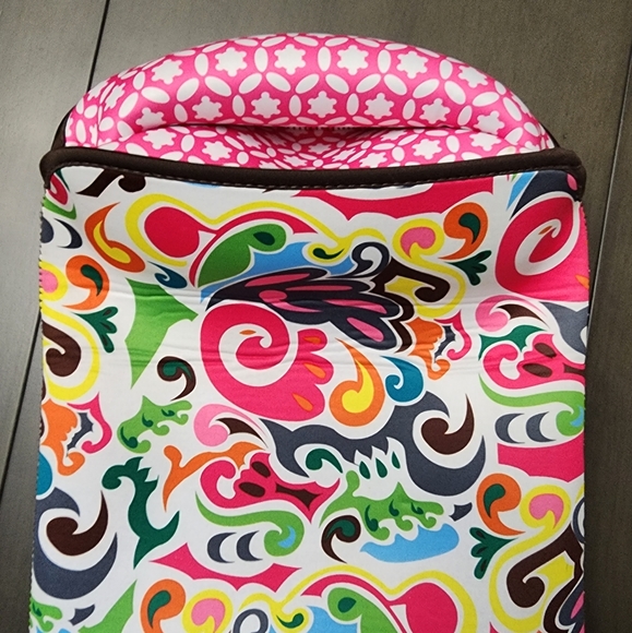 The MacBeth Collection Psychedelic Laptop Neoprene Cover - Picture 2 of 6